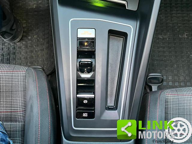 VOLKSWAGEN Golf GTI GTI 8 2.0 TSI 245 CV DSG