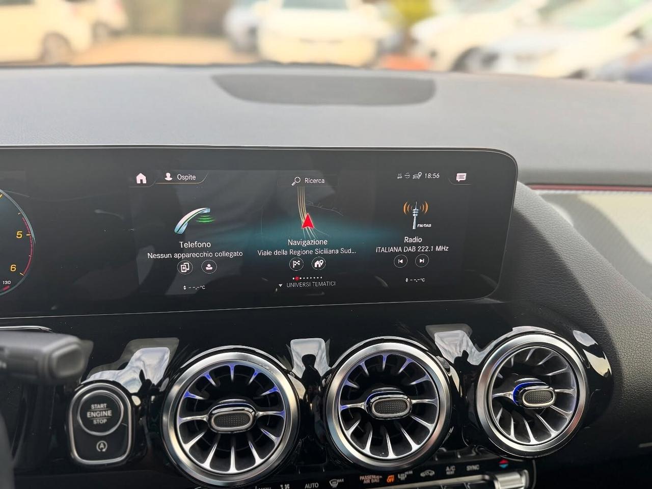 MERCEDES GLA 200d PREMIUM AMG