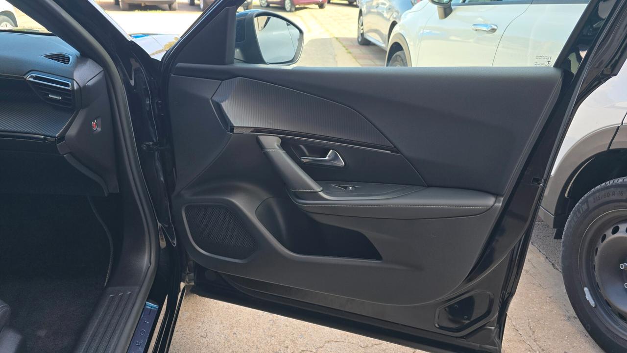 Peugeot 2008 PureTech 130 S&S GT