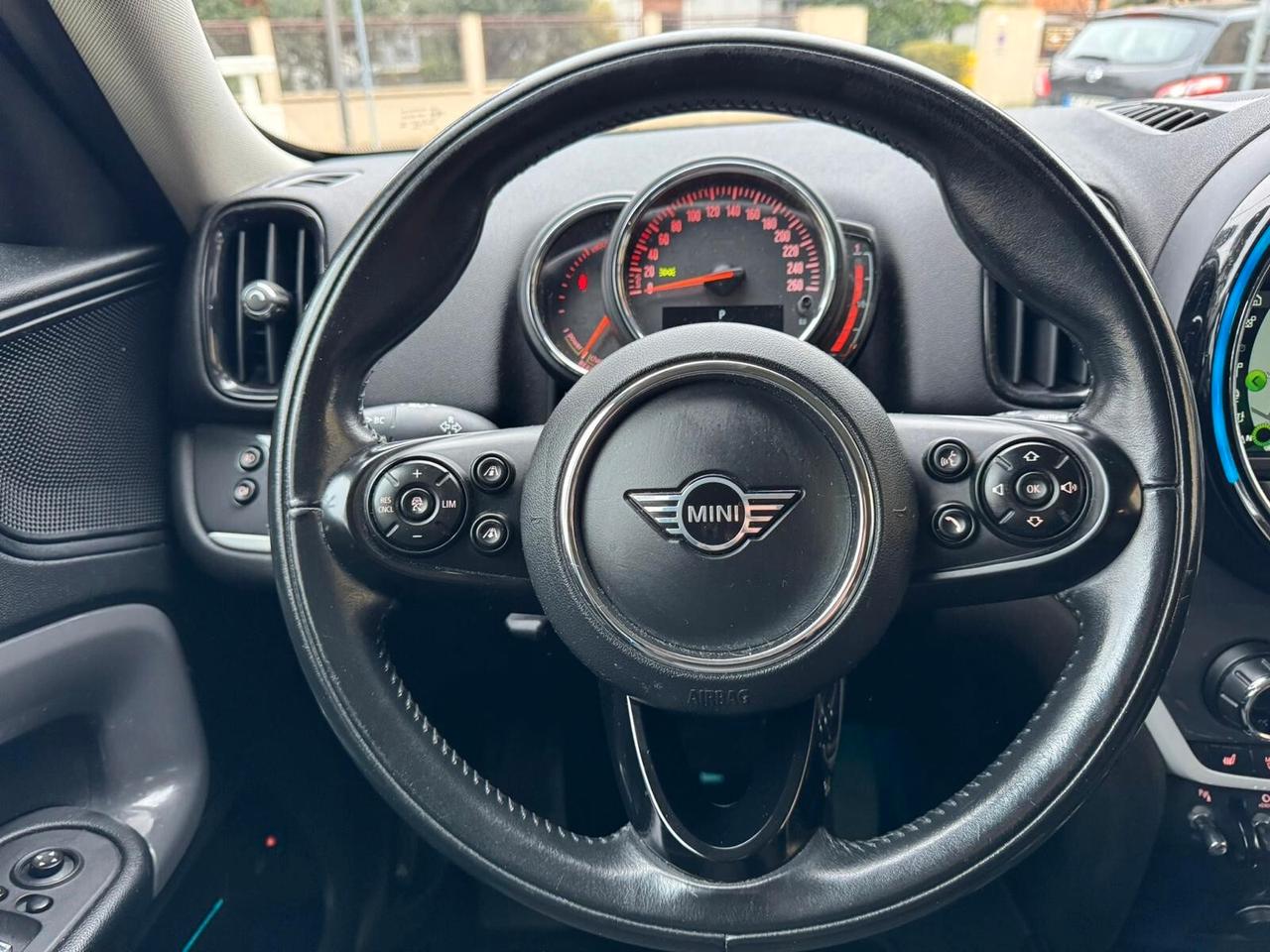 MINI COOPER COUNTRYMAN 1.5 SE ALL4 AUTOM