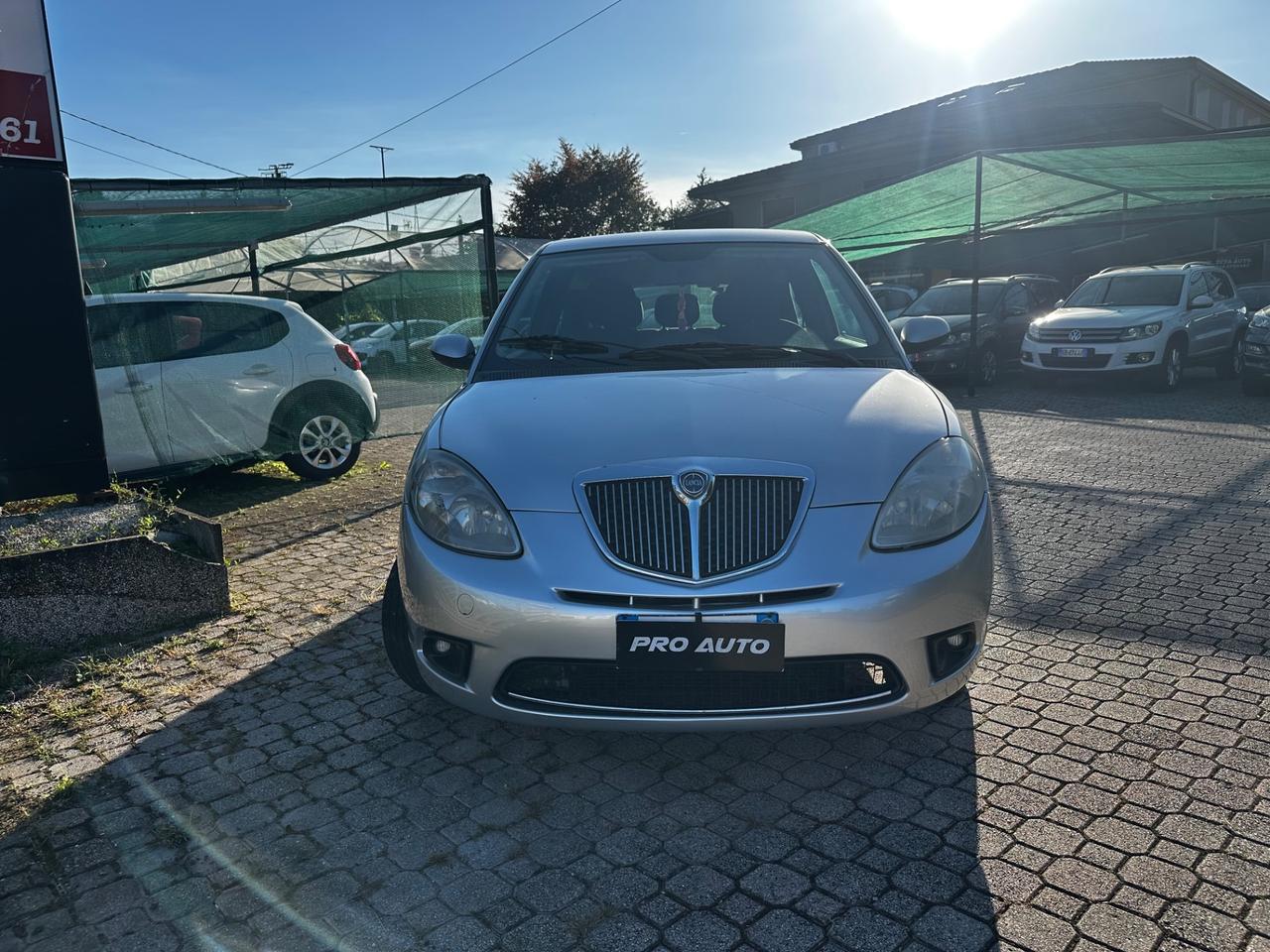 Lancia Ypsilon 1.4 Platino Ecochic GPL