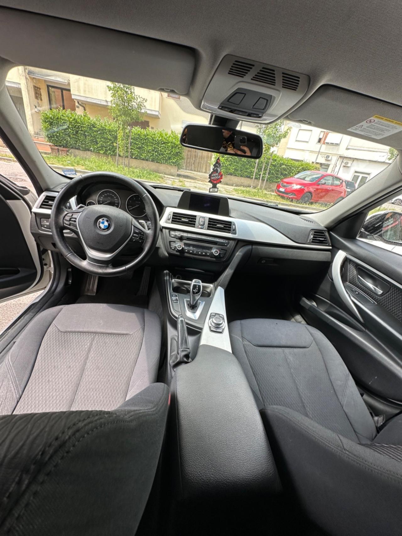 Bmw 320 320d Touring Modern