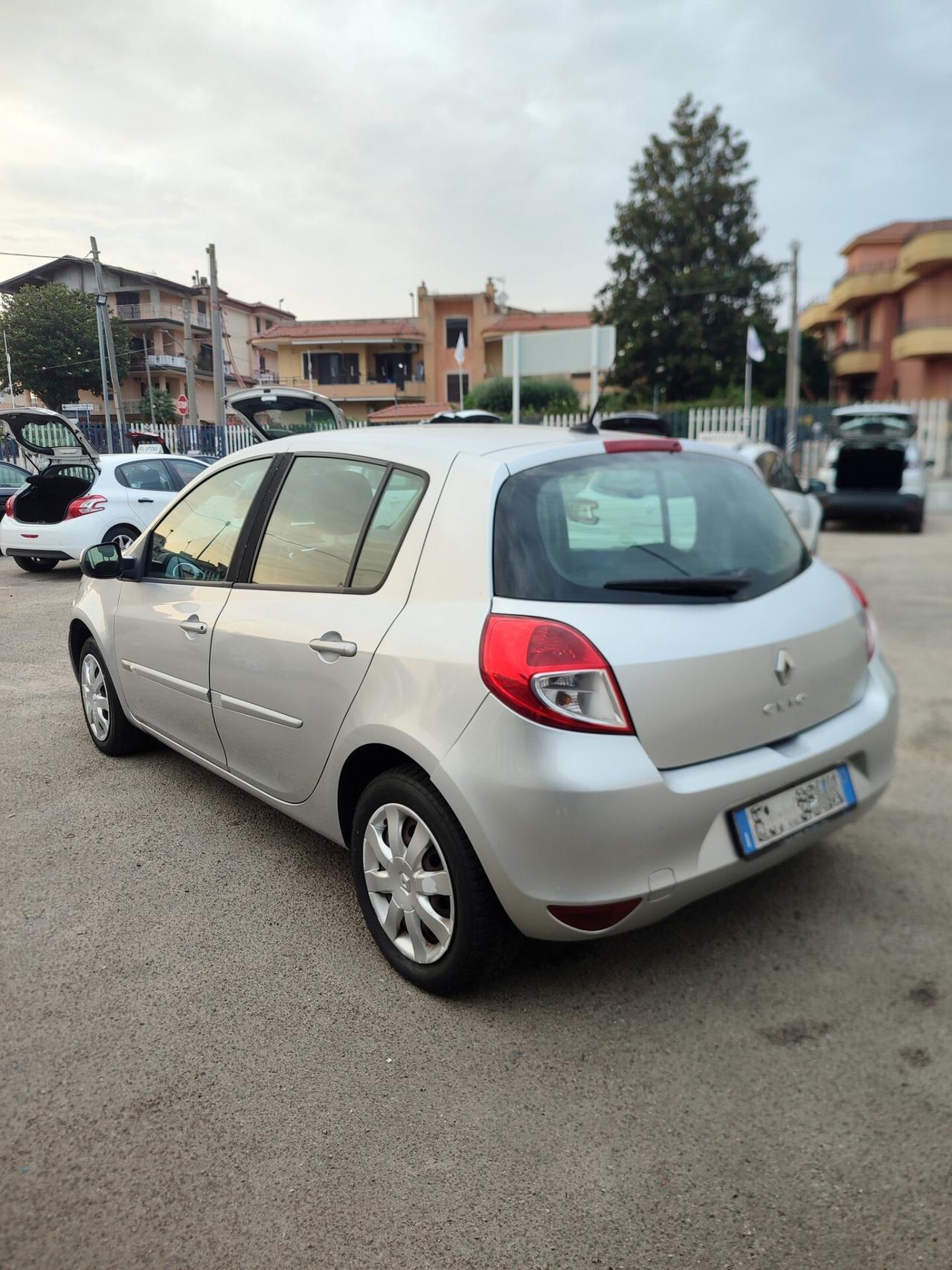 Renault Clio 1.2 16V 5 porte GPL Dynamique