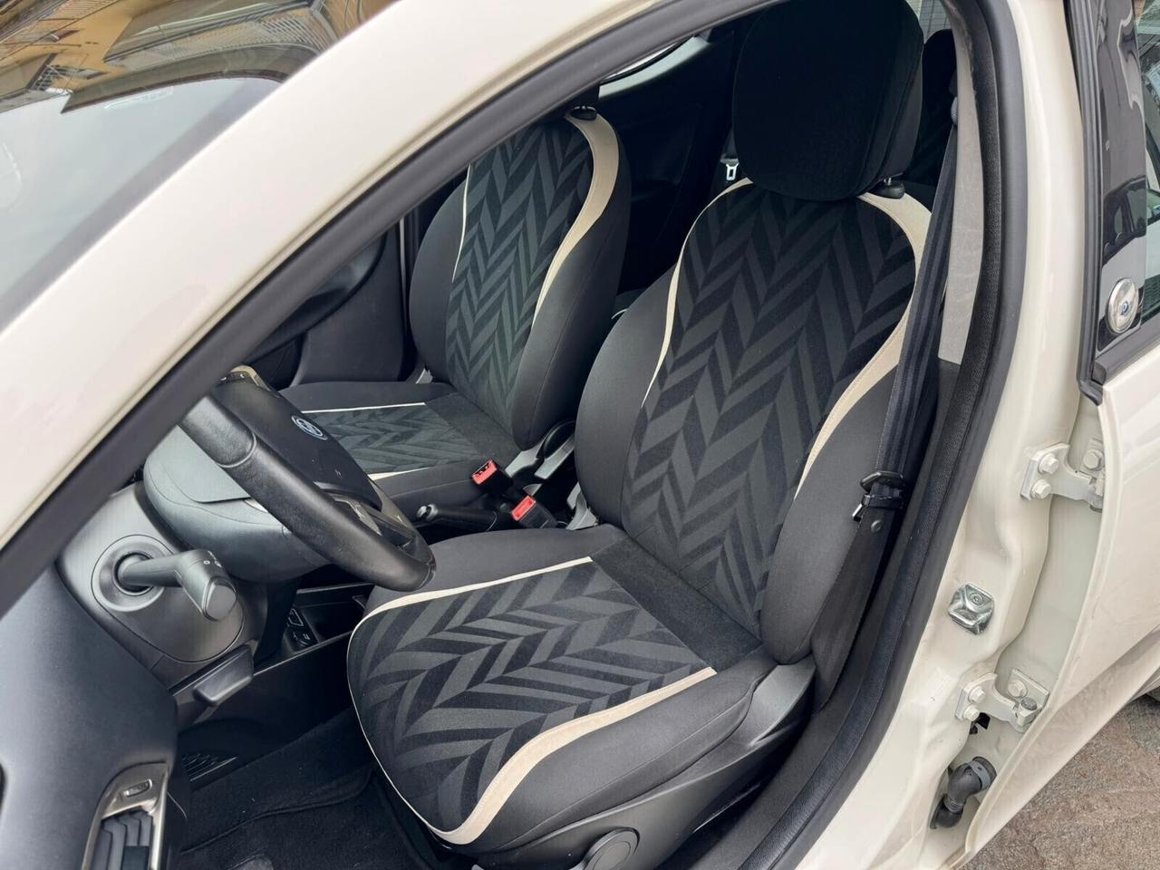 LANCIA YPSILON 1.2 69cv 5p GPL ECOCHIC GOLD NEOP.