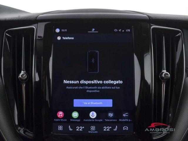 VOLVO XC60 B4 (d) AWD Geartronic Inscription - AUTOCARRO N1