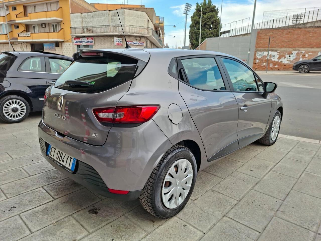 Renault Clio 1.5 dCi 75cv Live 2014