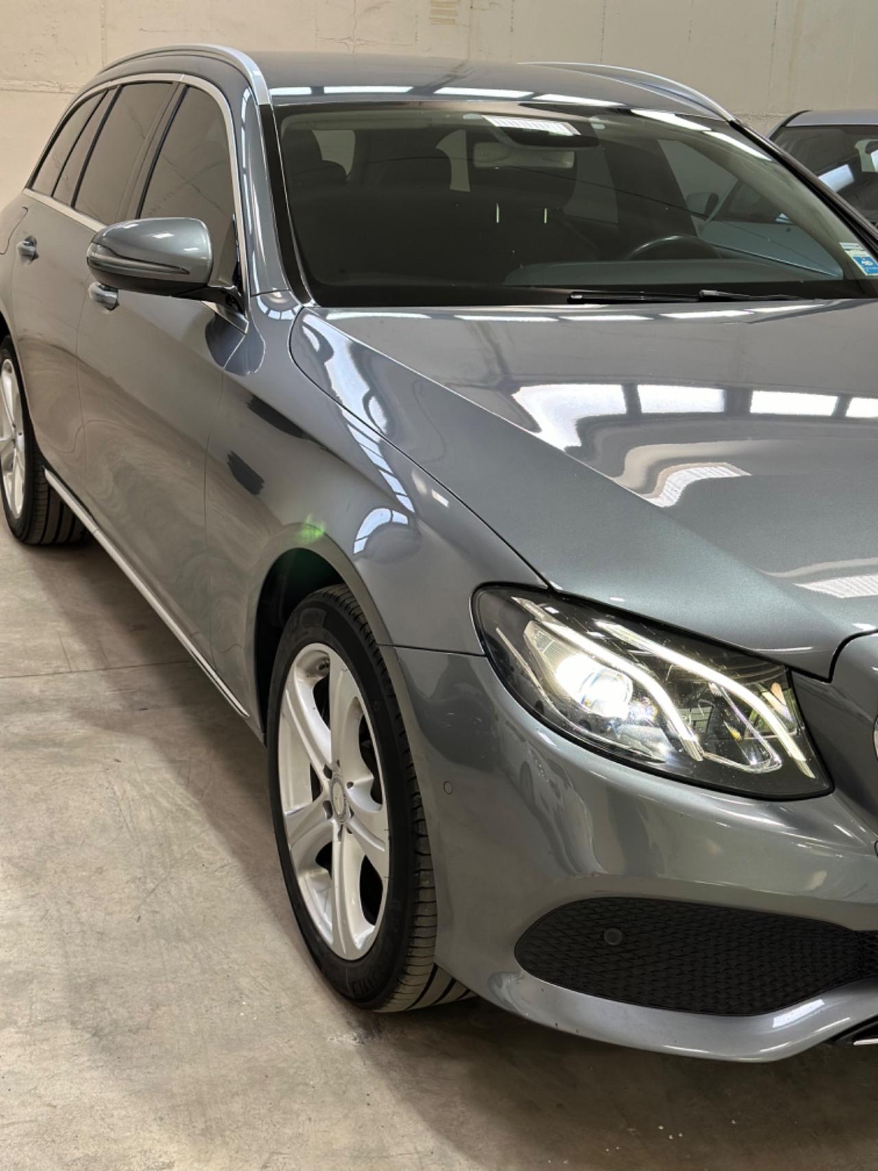 Mercedes-benz E 220d SPORT PREMIUM UNICOPR GARANZ