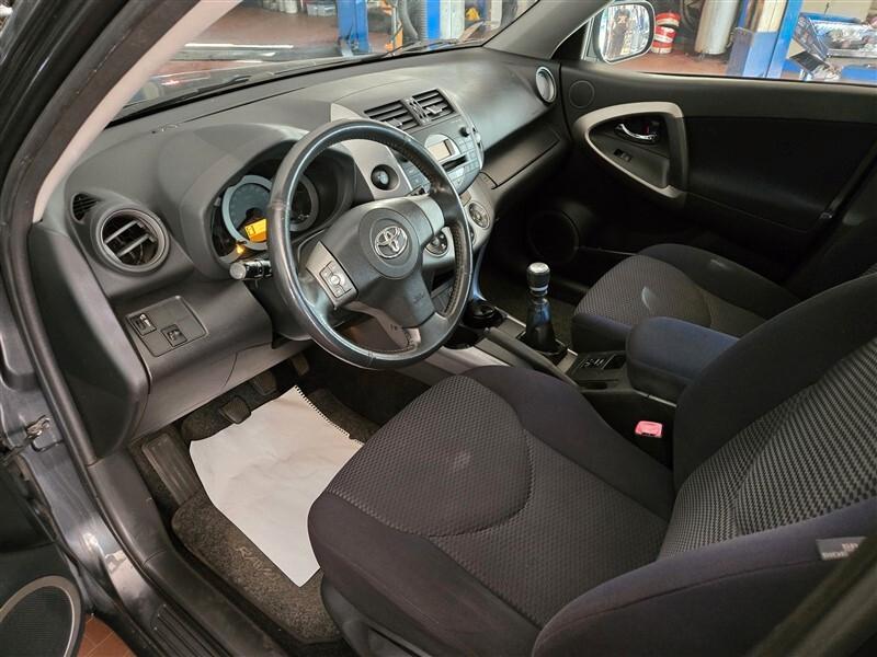Toyota RAV 4 RAV4 2.2 D-4D 136 CV Luxury