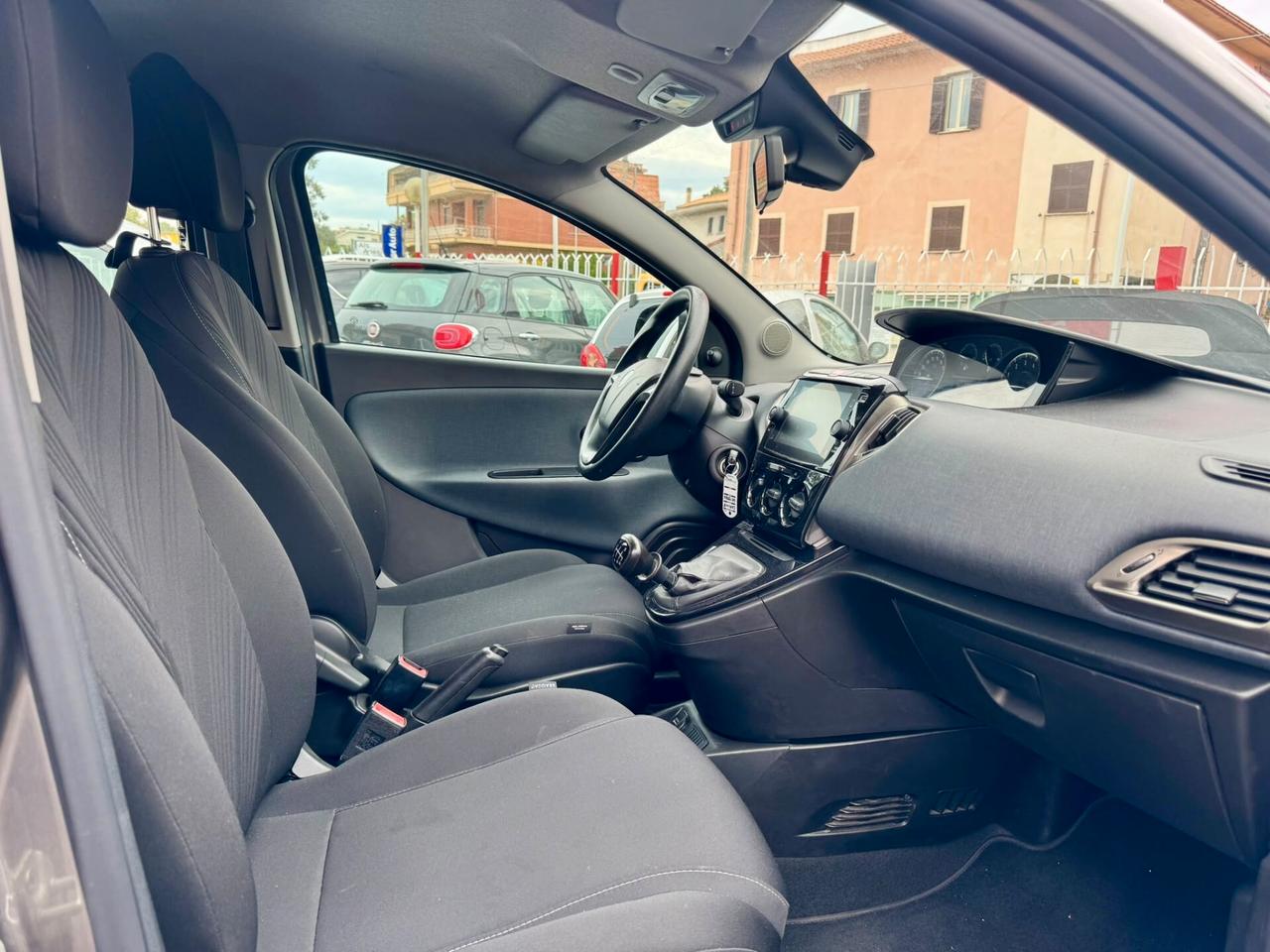 Lancia Ypsilon 1.0 FireFly GOLD NEOPATENTATI PREZZO REALE