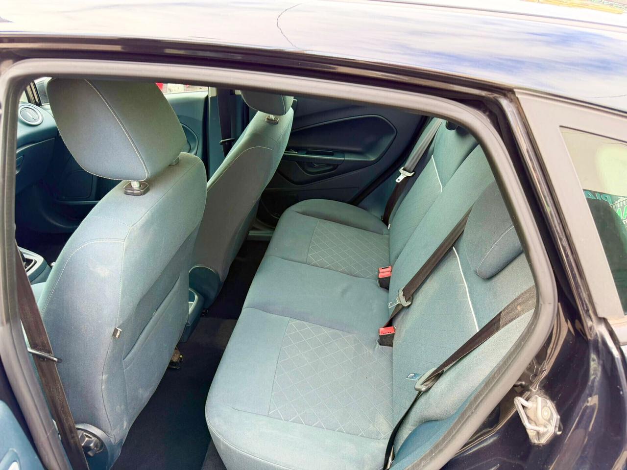 Ford Fiesta 1.4 TDCi DIESEL 70CV 5 porte - Anno 11/2012 - NEOPATENTATO