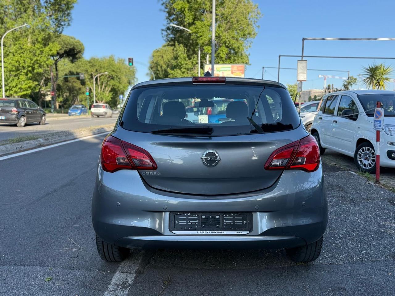 Opel Corsa 1.2 5 porte Cosmo benzina