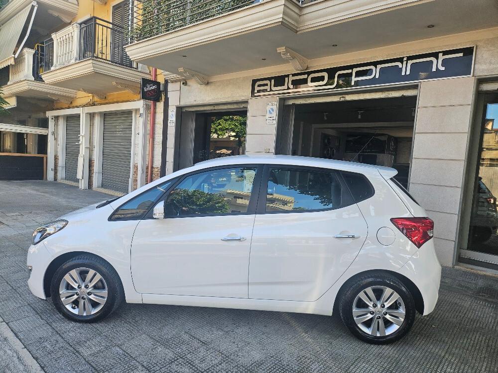 Hyundai iX20 1.4 CRDI 90 CV "XPossible NAVI + RETROCAMERA"