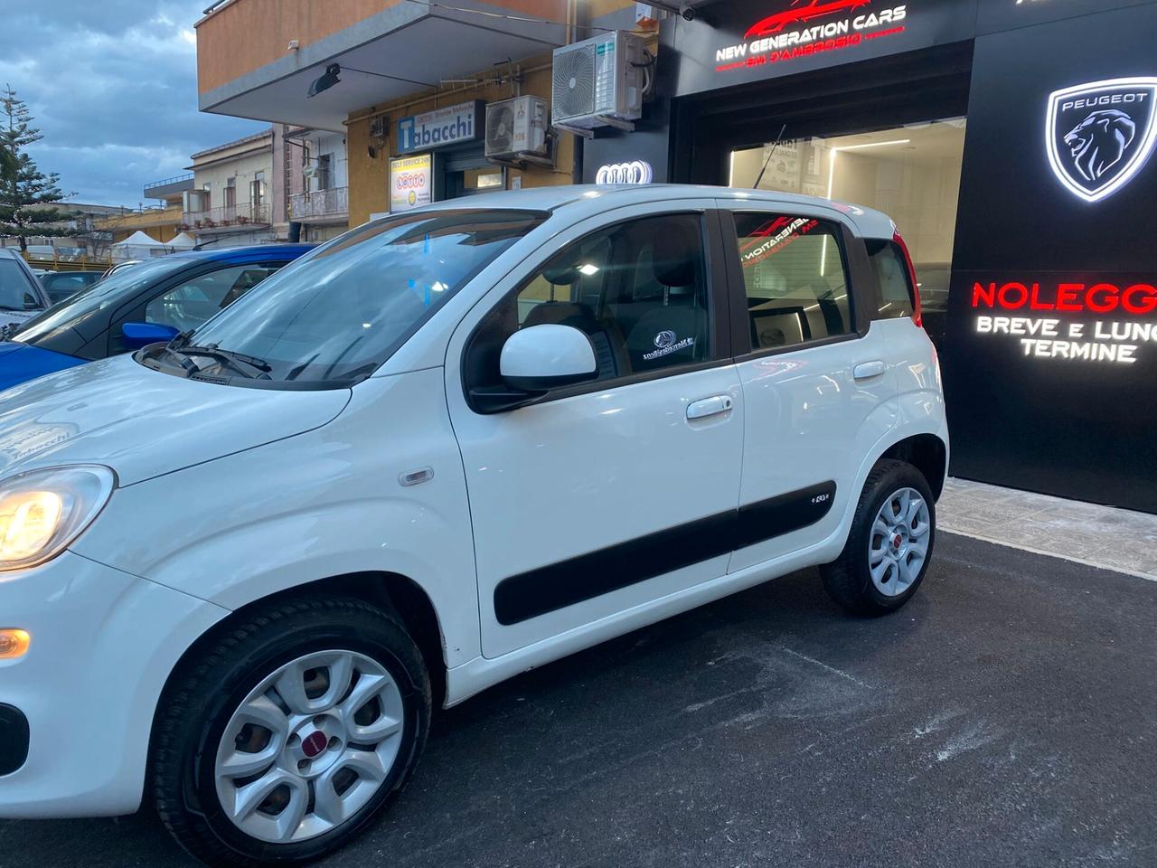 Fiat Panda 0.9 TwinAir Turbo Natural Power Lounge