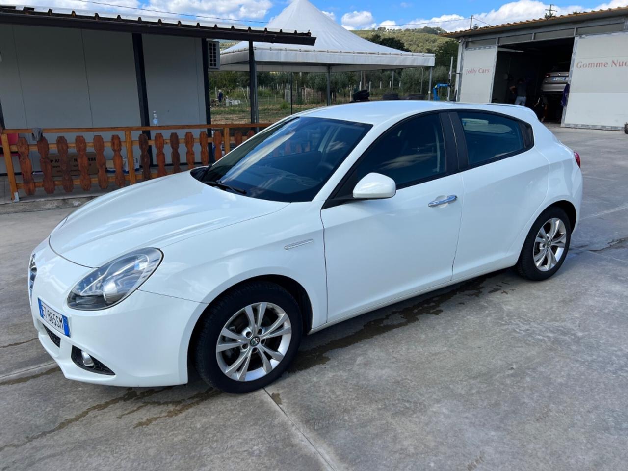 Alfa Romeo Giulietta 1.6 JTDm-2 105 CV Distinctive