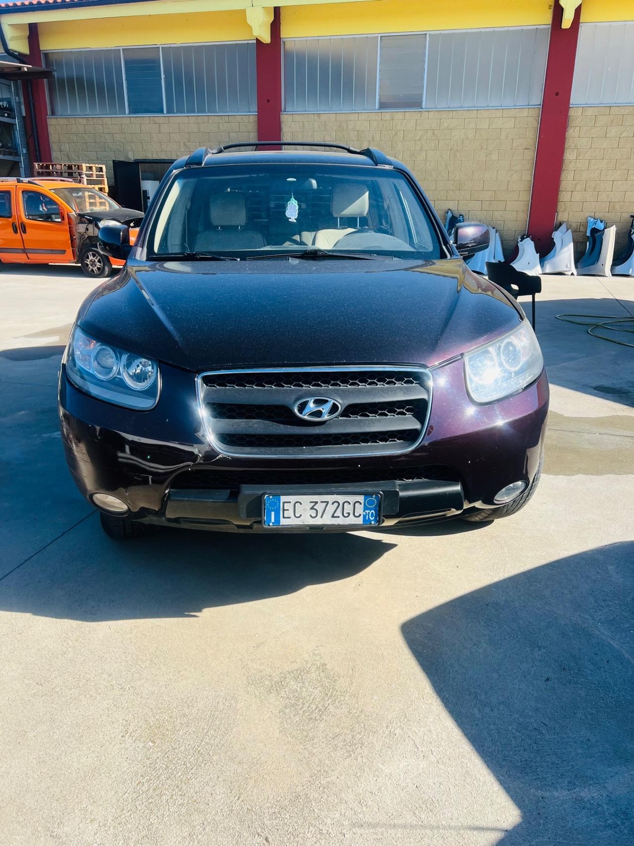 Hyundai Santa Fe 2.2 CRDi VGT Dynamic Sun 5 p.ti