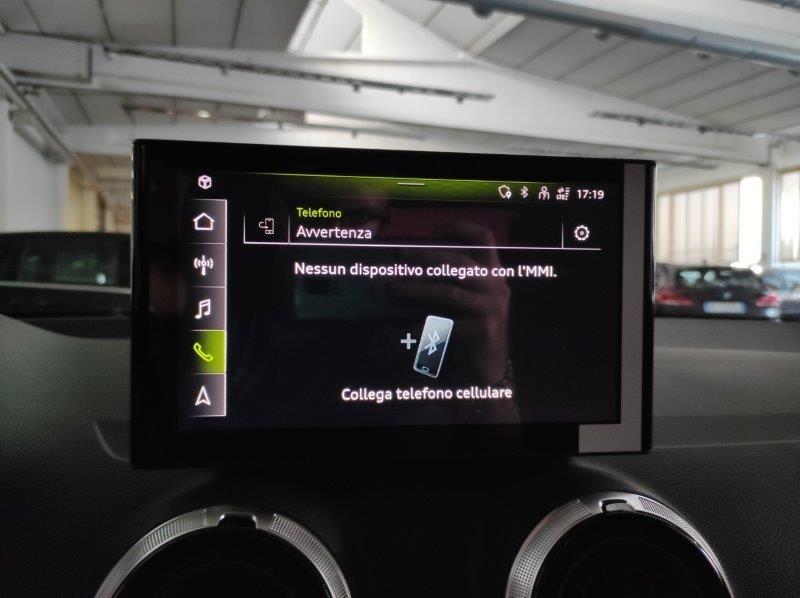 AUDI Q2 - Q2 35 TFSI S tronic Identity Black