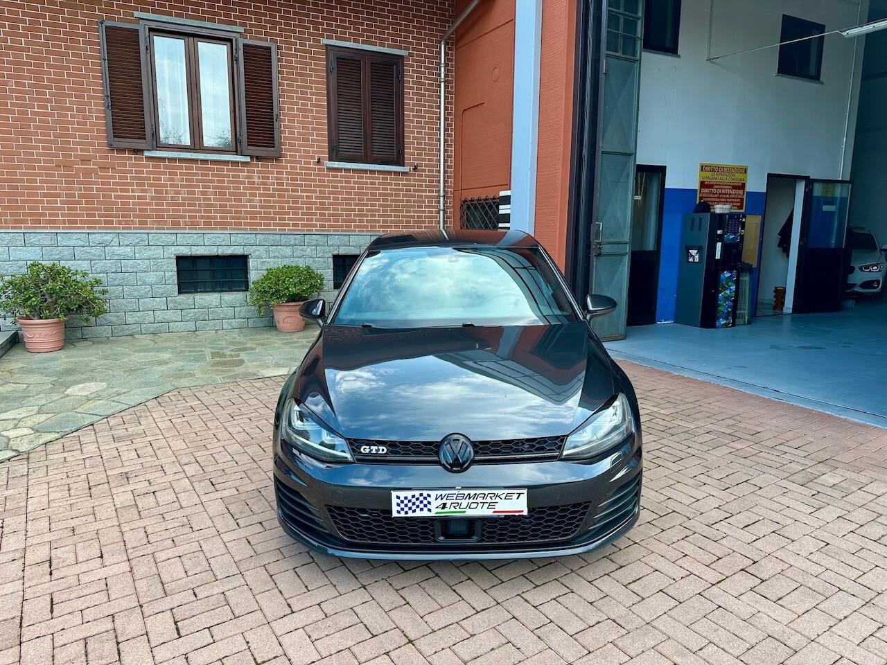 Volkswagen Golf GTD 2.0 TDI DSG 185cv