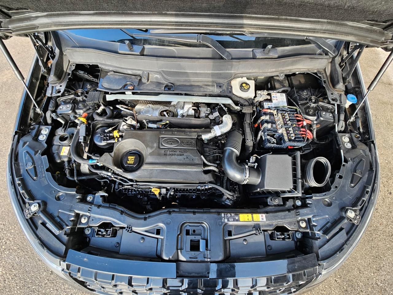 Land Rover Discovery Sport 2.0d td4 mhev R-Dynamic awd 204cv MOTORE KO