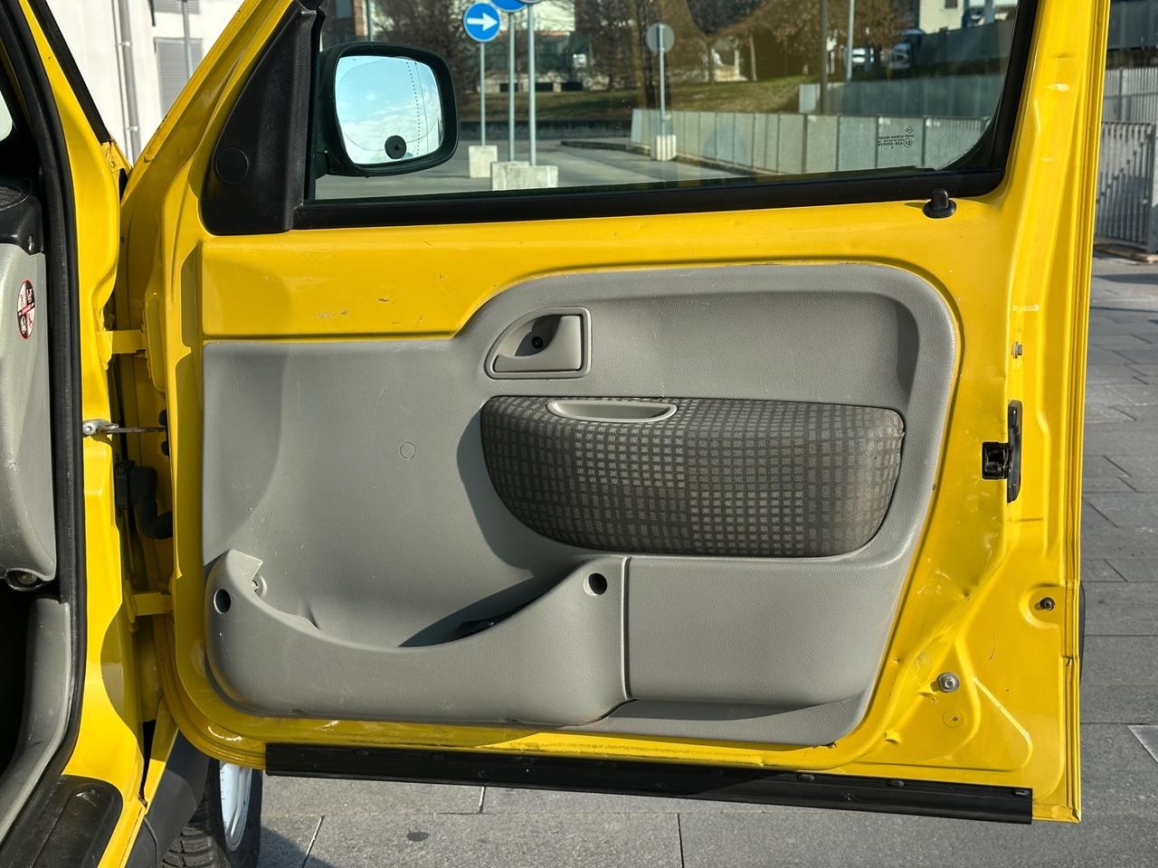 Renault Kangoo 1.6 16V 4x4 5p. Luxe