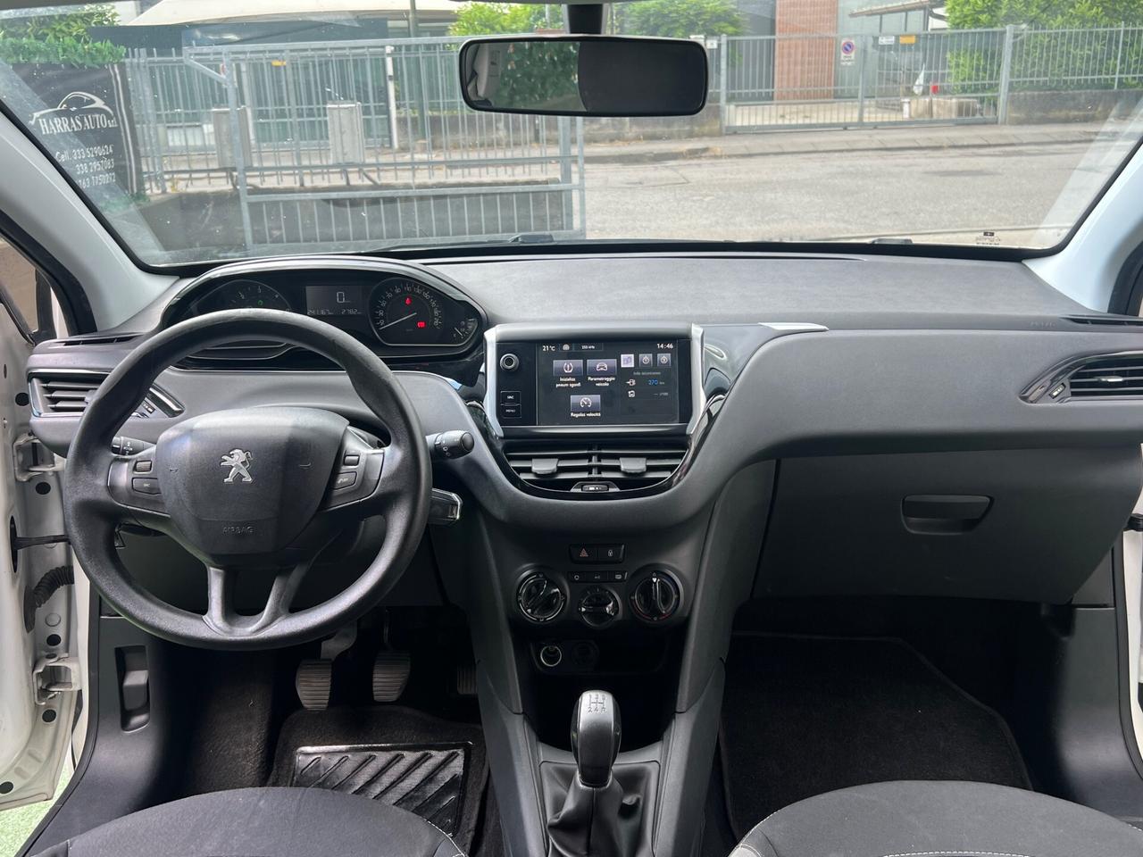 Peugeot 208 1.4 HDi 68 CV 5 porte Allure
