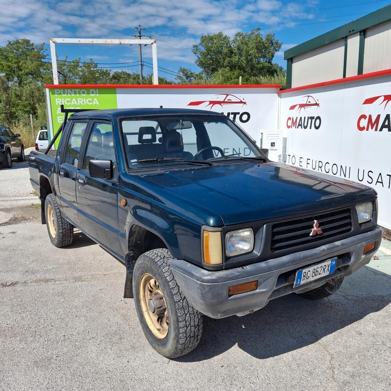 Mitsubishi L200 2.5 TD 4WD Club Cab Pick-up