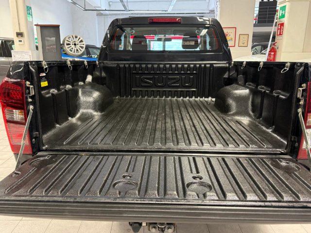 ISUZU D-Max 1.9 Space Cab Solar 4WD A/C