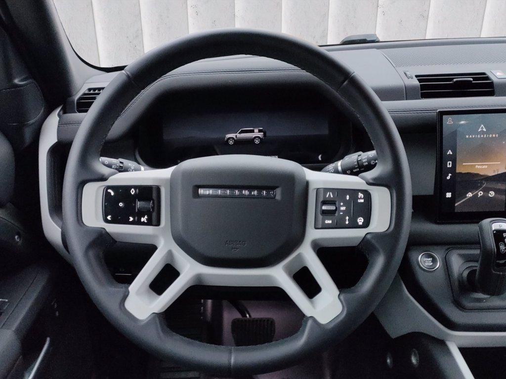 LAND ROVER Defender (2019) LAND ROVER 110 3.0D I6 200 CV AWD Auto S del 2025