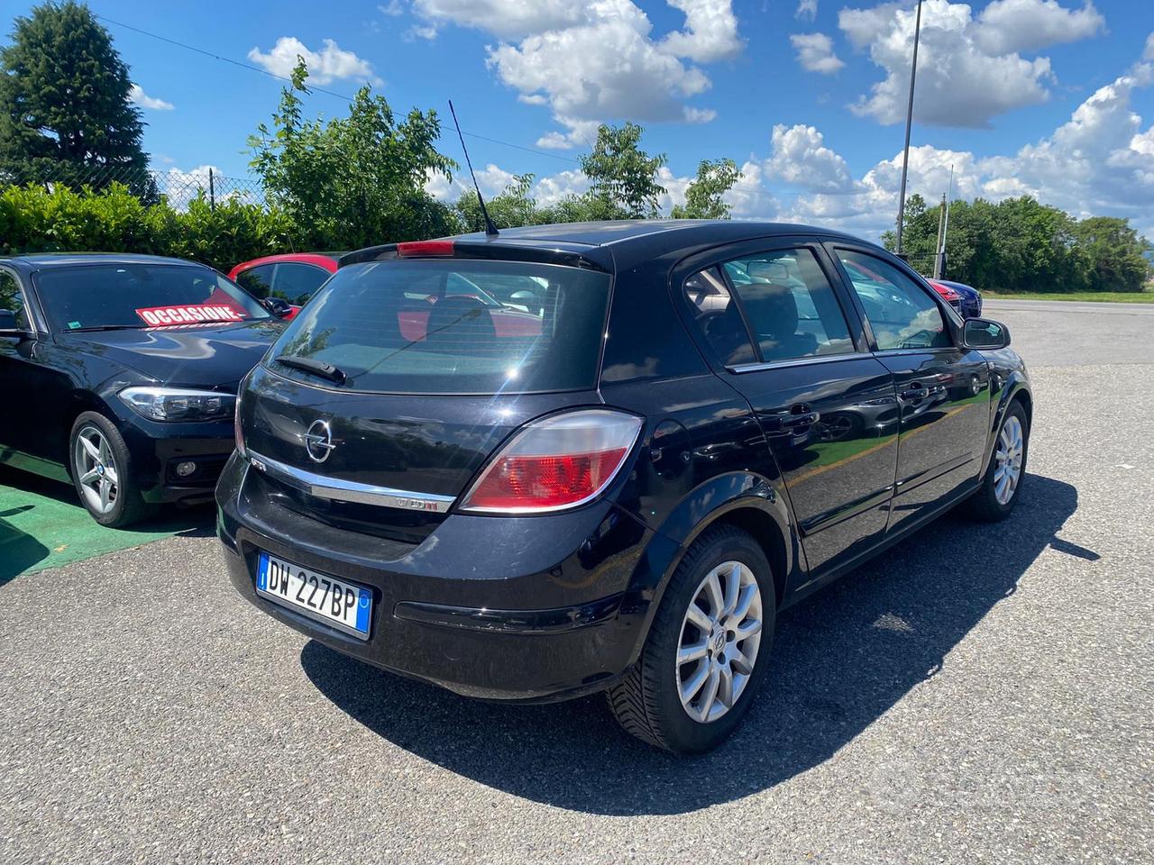 opel astra 2009