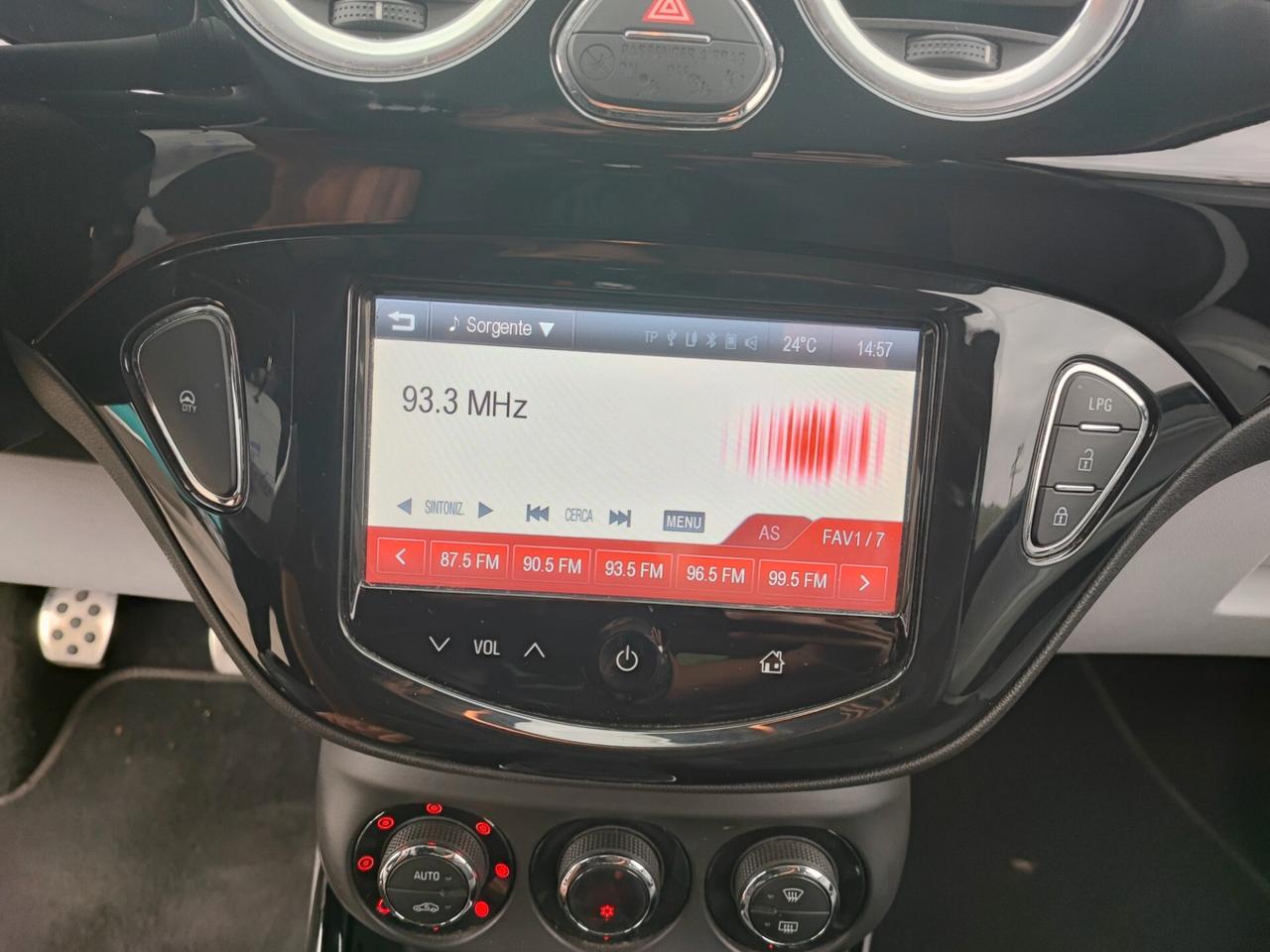 Opel Adam 1.4 87 CV GPL Tech Jam