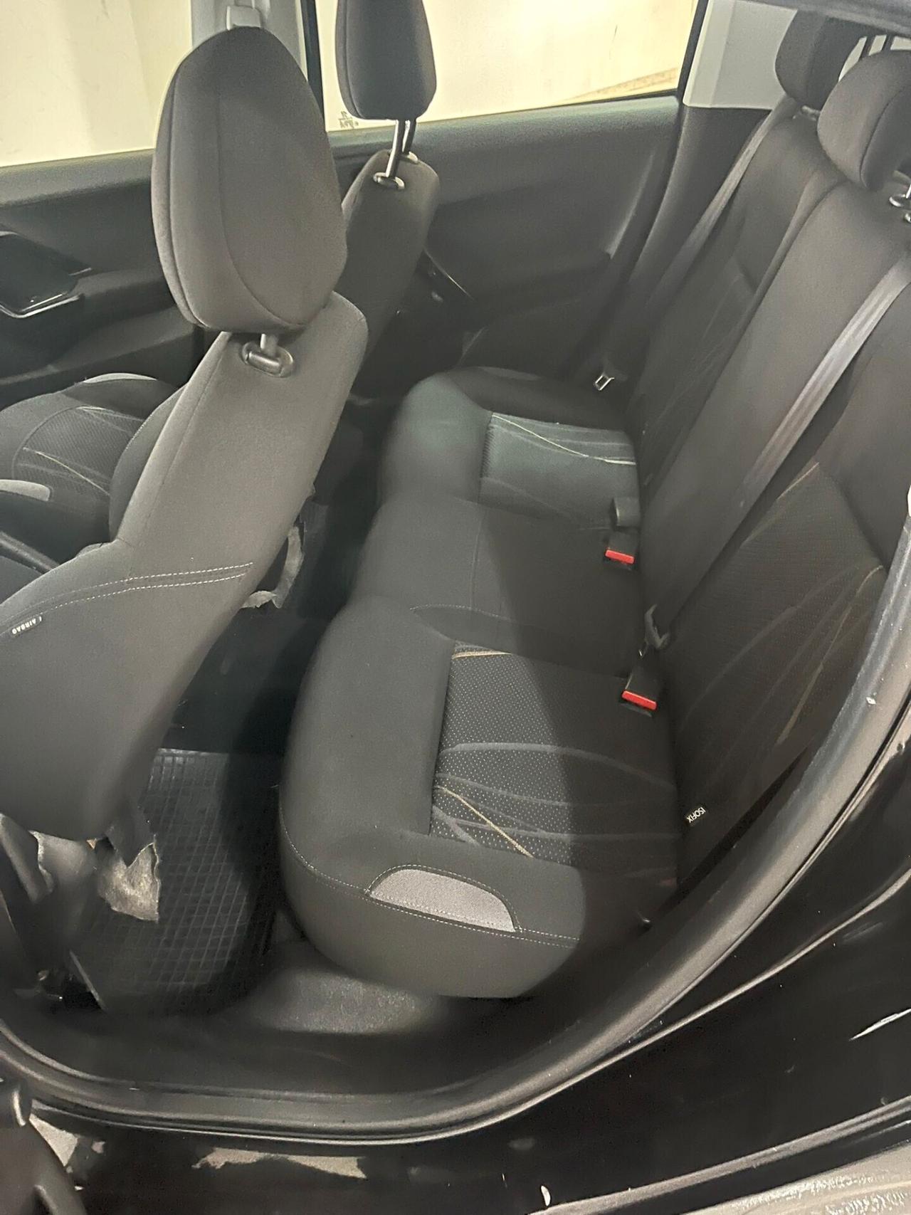 Peugeot 208 1.2 VTi 82 CV GPL 5 porte Allure