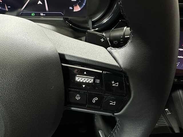 Alfa Romeo Junior 1.2 145 CV Hybrid eDCT6 Q4 KM ZERO