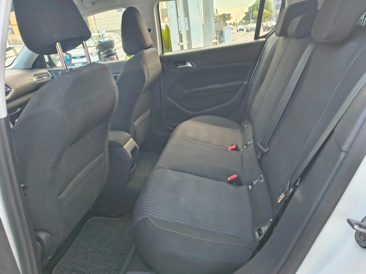 PEUGEOT 308 1.6 DIESEL ALLURE 120.000 KM ANNO 2015