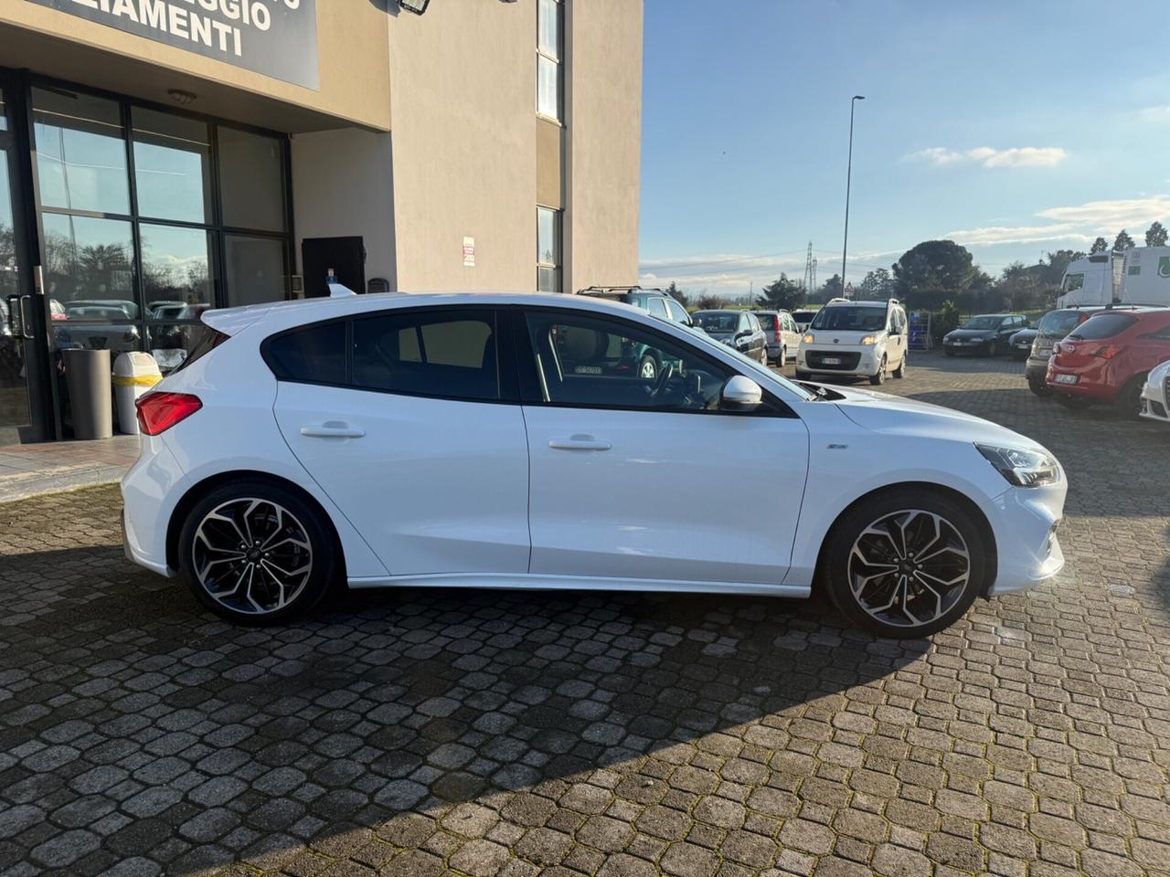 Ford Focus 1.0 EcoBoost 125 CV 5p. ST-Line