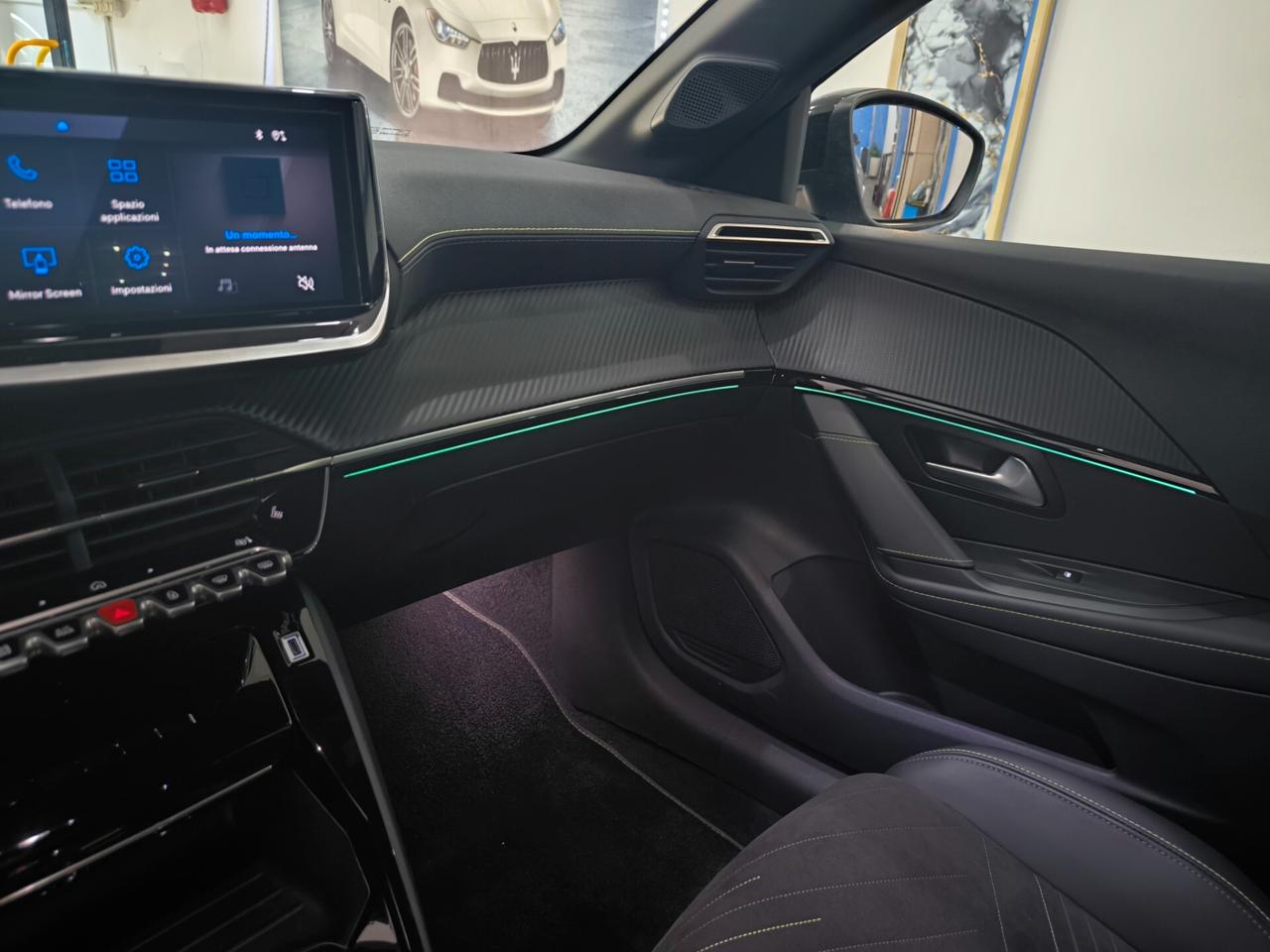 Peugeot 208 Hybrid 145 e-DCS6 GT Exclusive