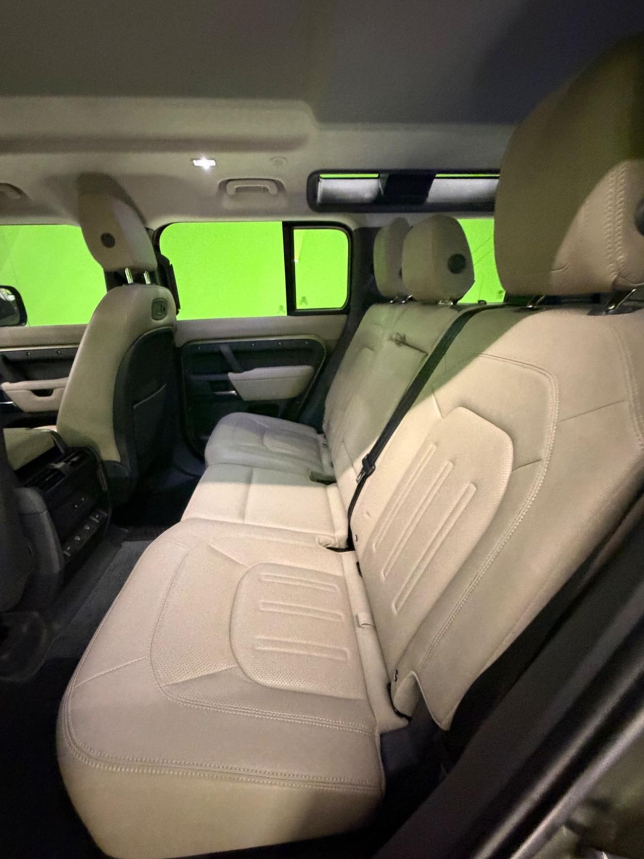 Land Rover Defender 110 2.0 Si4 PHEV 404 CV AWD Auto