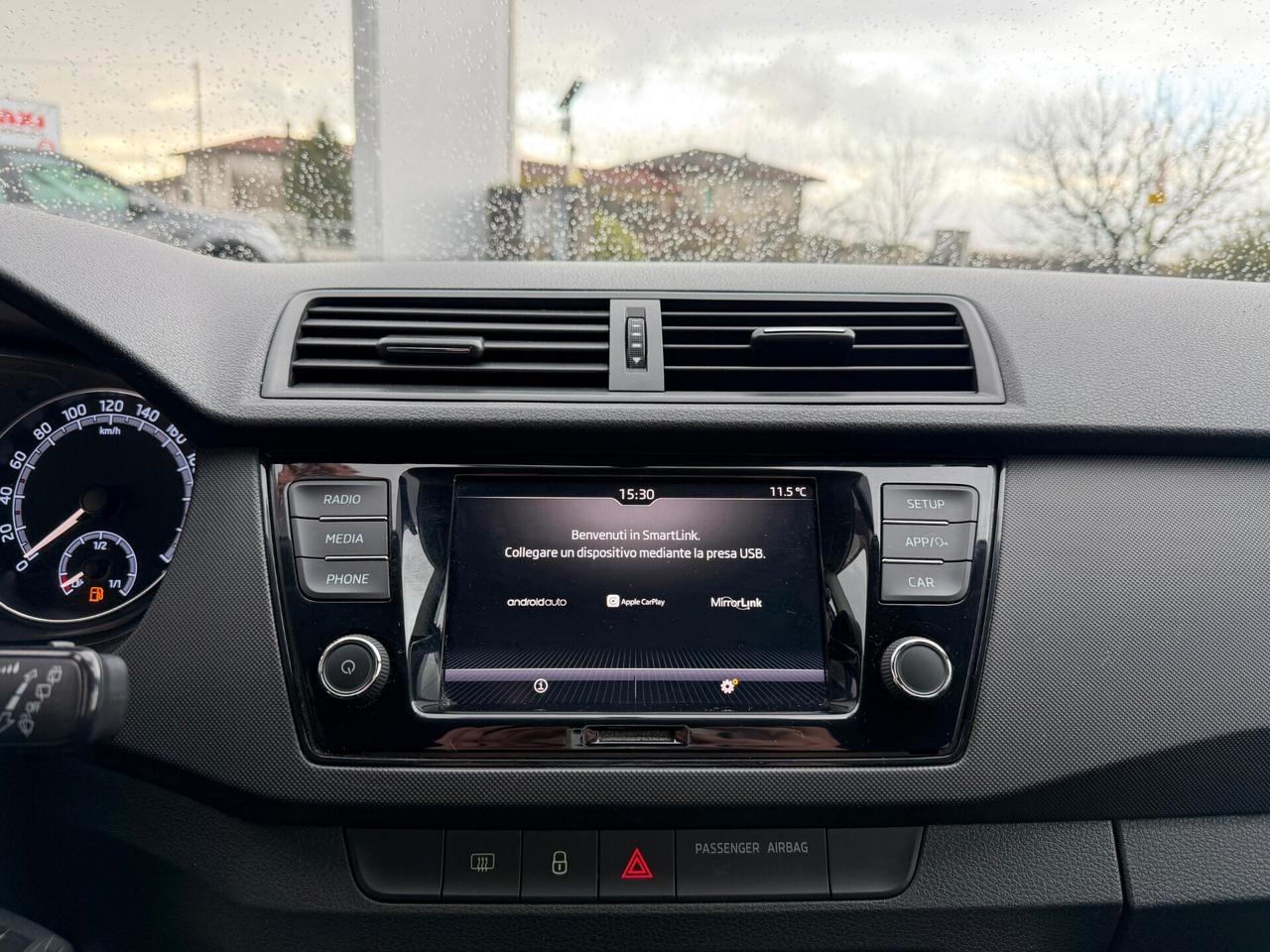 Skoda Fabia 1.0 benzina Neopatentati