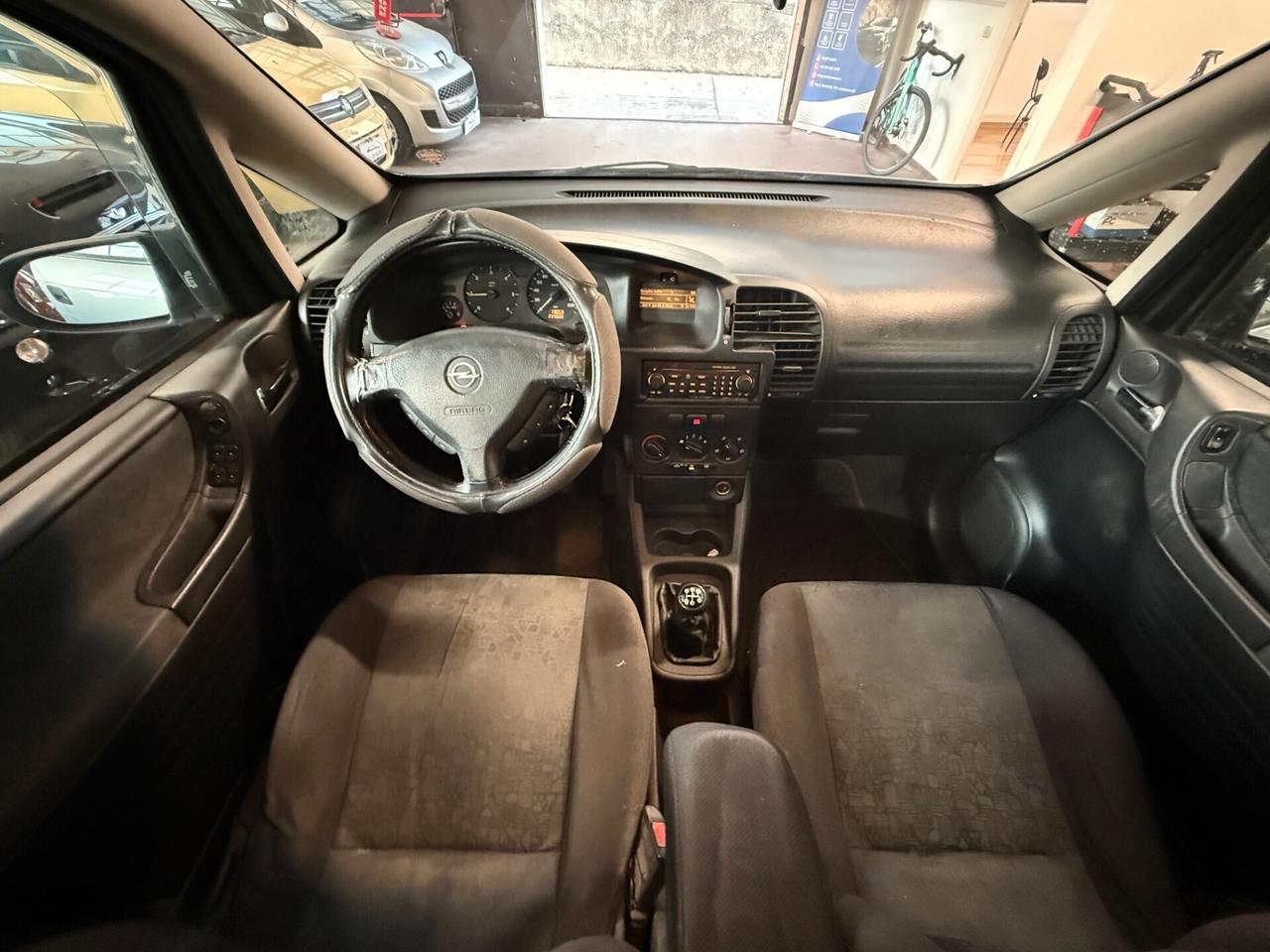 Opel Zafira 2.2 - 7 posti