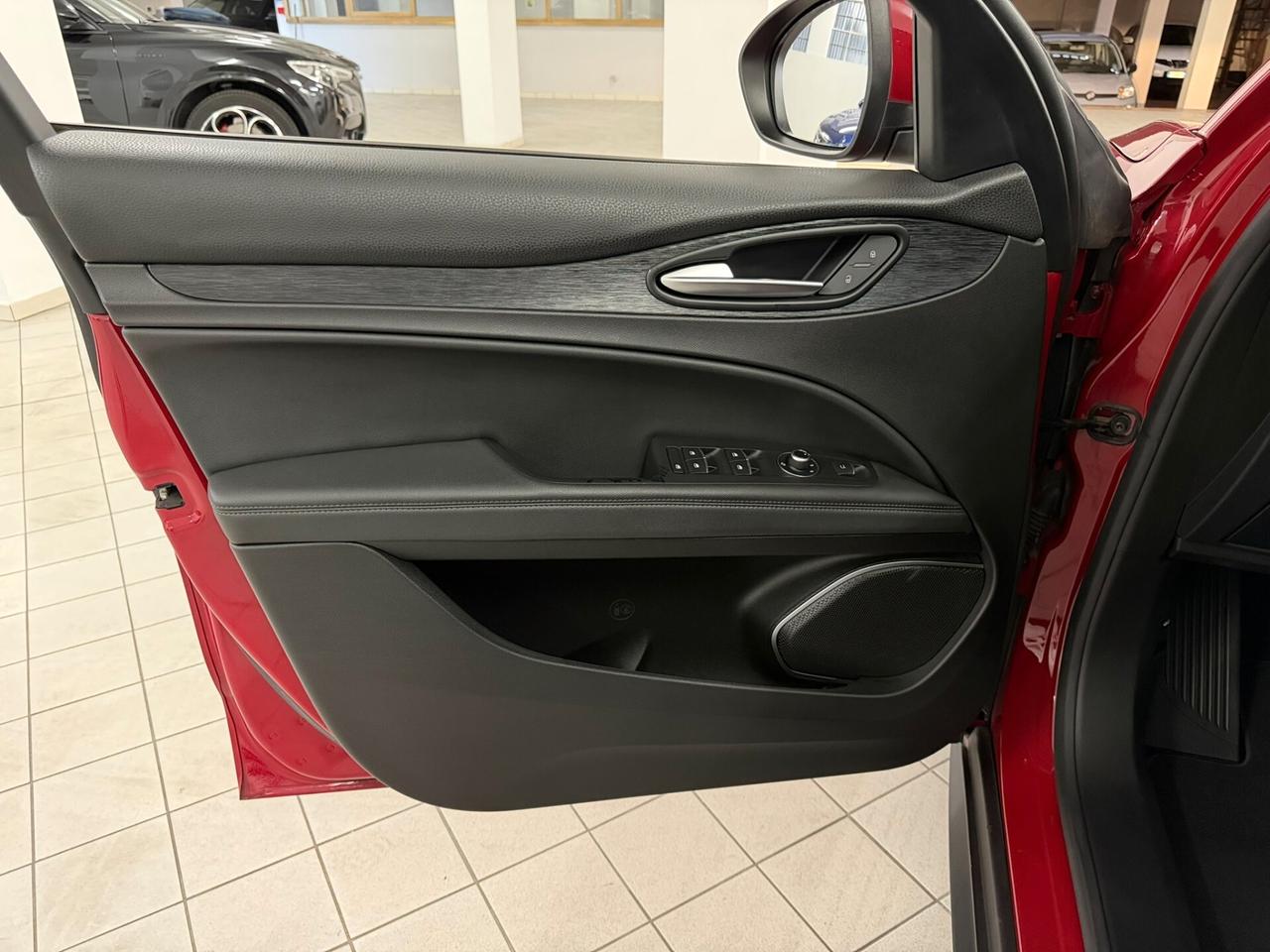 Alfa Romeo Stelvio 2.2 TD 190 CV BUSINESS Q4 PADDLE RETROCAMERA