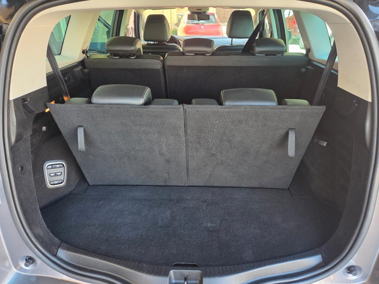 RENAULT GRAND SCENIC 7 POSTI KM CERTIFICATI