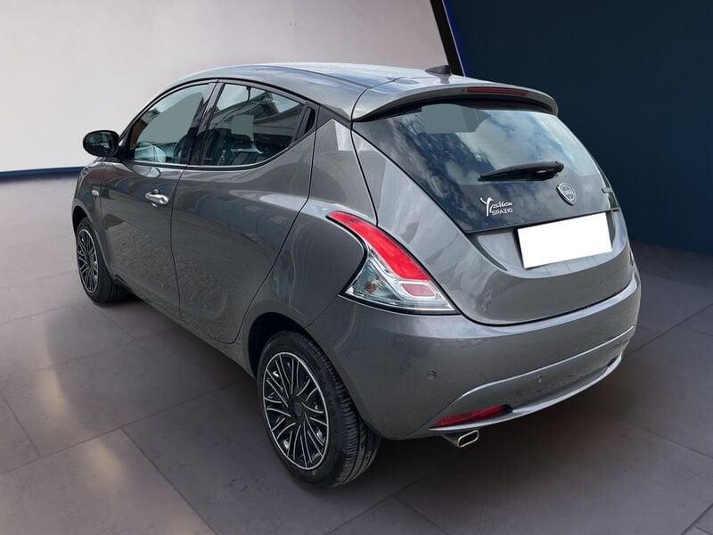 Lancia Ypsilon III 2021 1.0 firefly hybrid Gold s&s 70cv