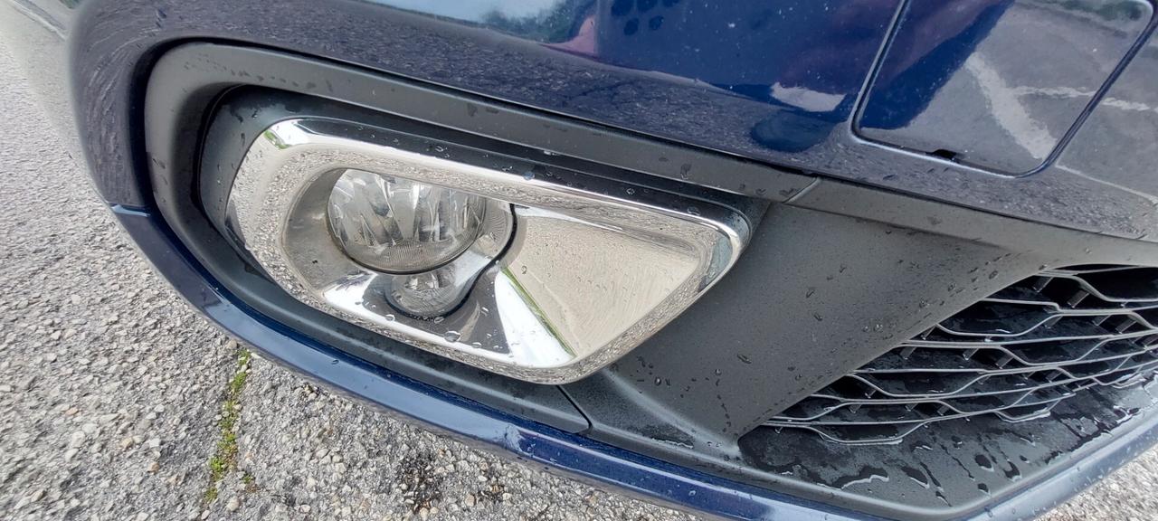 DACIA SANDERO 1,0 GPL DI SERIE CASA MADRE 100 CV TELEFONO X NEOPATENTATI IMPECCABILE