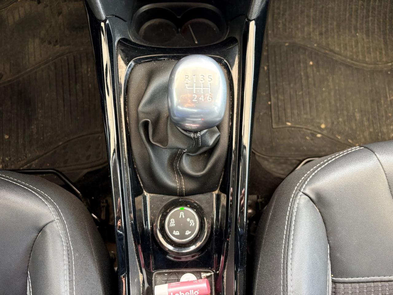 Peugeot 2008 Allure 1.6 Blue HDI 120 DISTRIB #9753