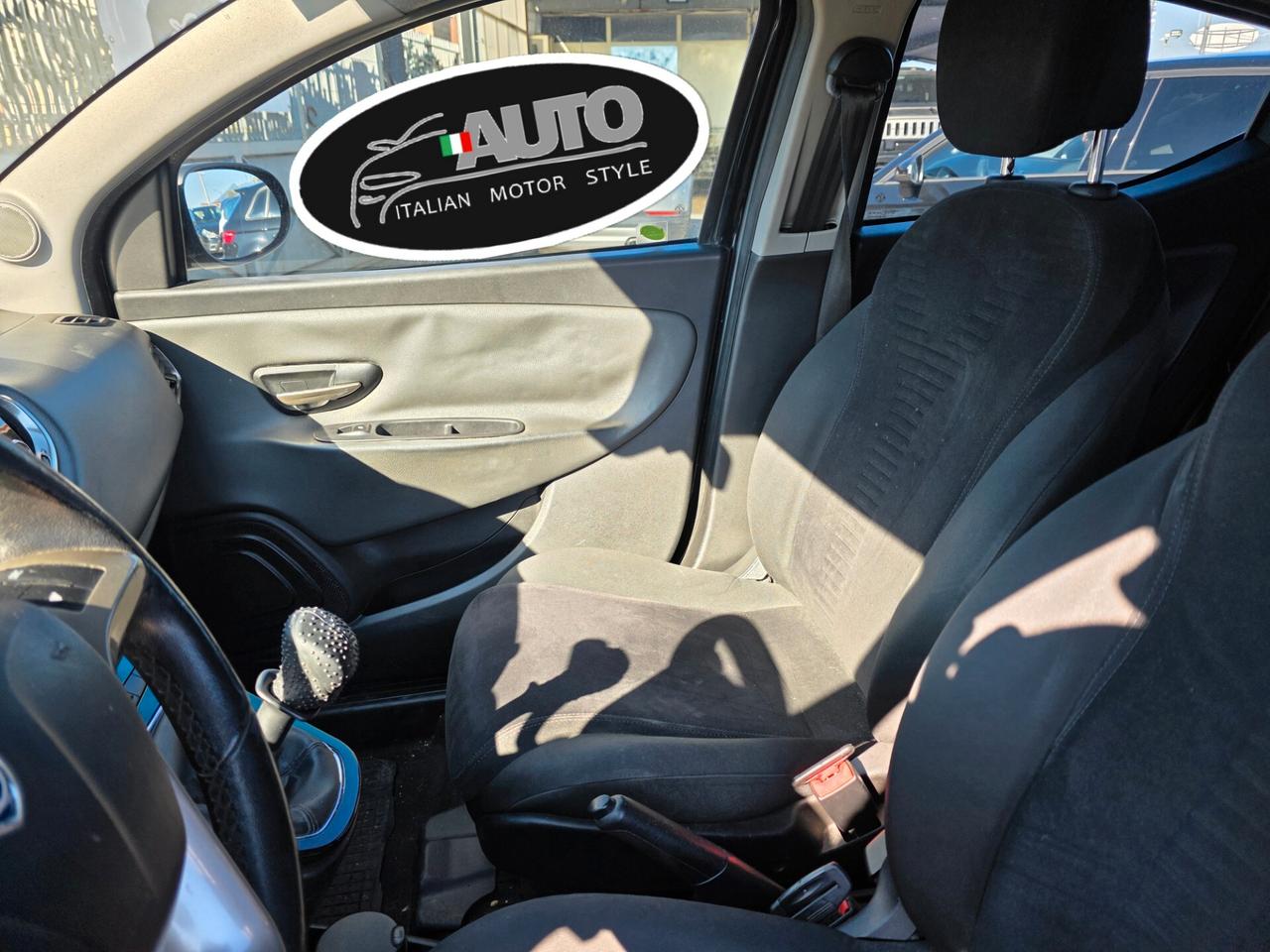 Lancia Ypsilon 1.2 69 CV 5 porte GPL Ecochic Gold