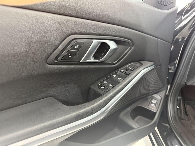 BMW Serie 3 320d 48V MSport Touring auto