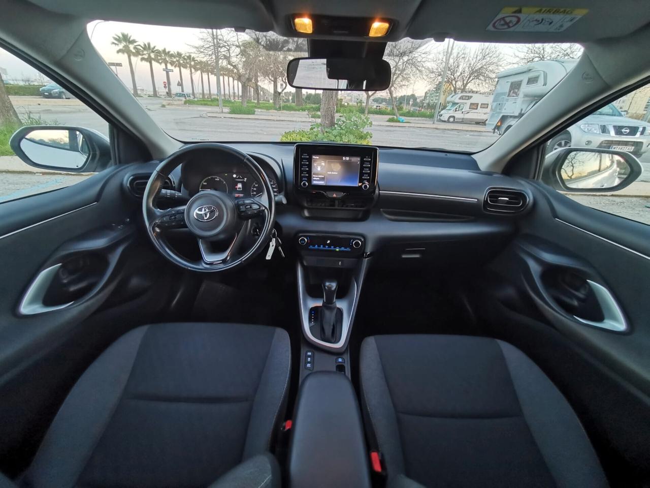 Toyota Yaris 1.5 Hybrid 5 porte Lounge