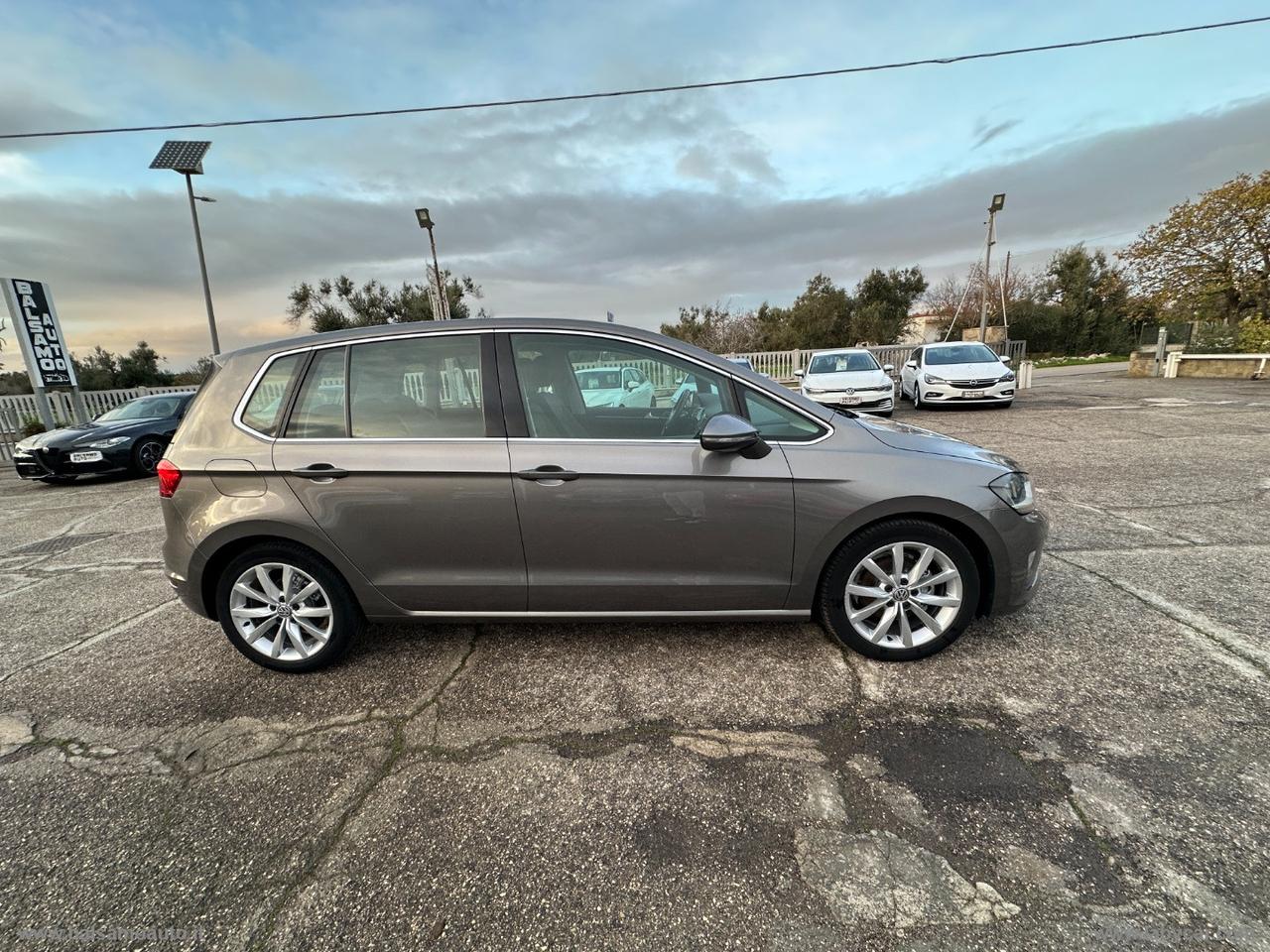 VOLKSWAGEN Golf Sportsvan 1.6 TDI DSG Highl.