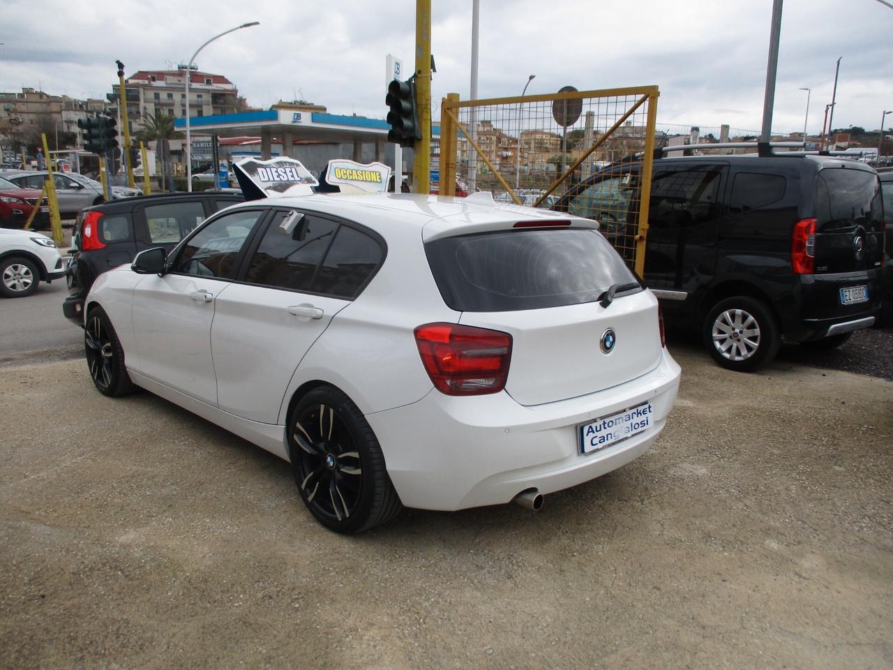 Bmw 116 116d 5p. MOLTO BELLA 2013