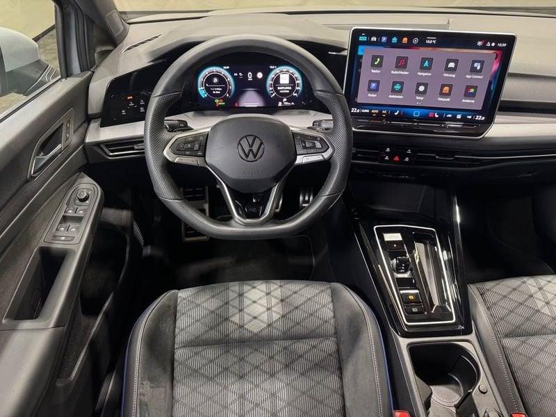 Volkswagen Golf 1.5 eTSI ACT 110kW R-Line DSG CAMERA 360 LED NAVI