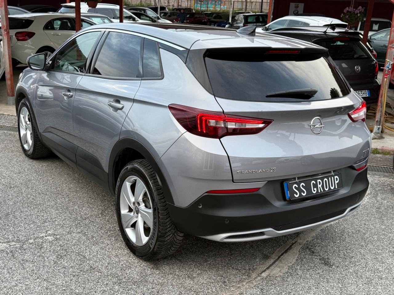 Grandland X 1.2 Turbo 12V 130 CV-Ultimate-unipro-