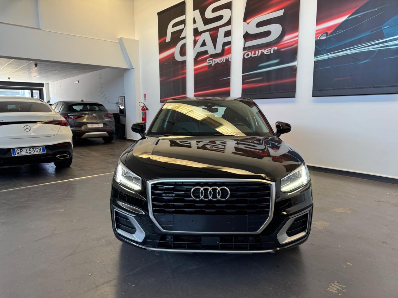 Audi Q2 40 TFSI quattro S tronic Identity Black